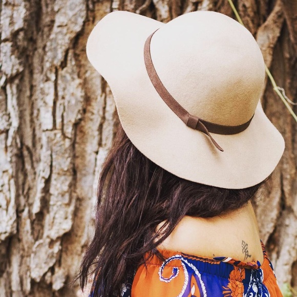 Profile Picture of Erika Uribe (@erikauribe) on Poshmark