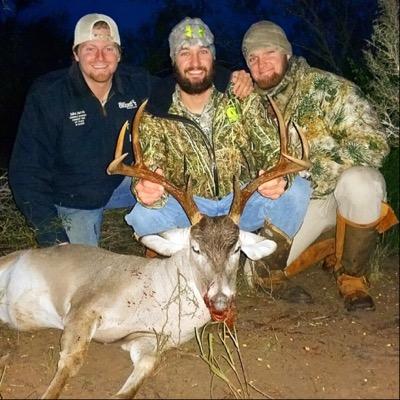 Profile Picture of Garrett Butler Moore (@garrettmoore9) on Twitter