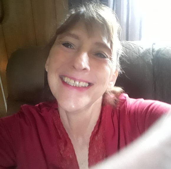 Profile Picture of Kimberly Tissue (@kimberlytissue) on Poshmark