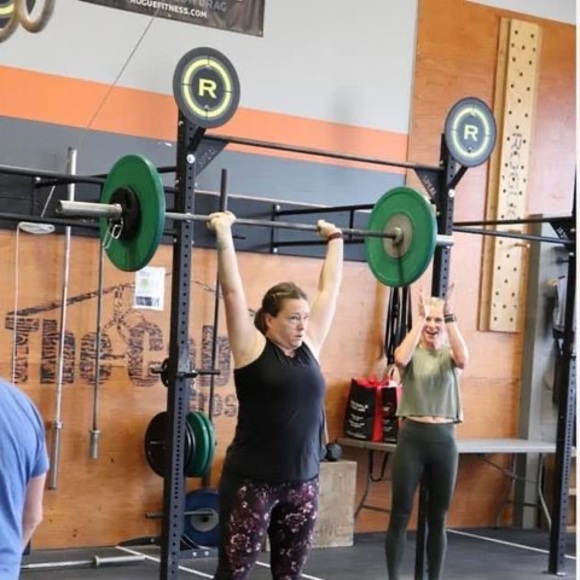 Profile Picture of Amanda Frankum (@amanda_frankum) on Poshmark