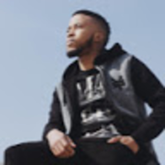 Profile Picture of David Mclean (@davidmclean108) on Poshmark