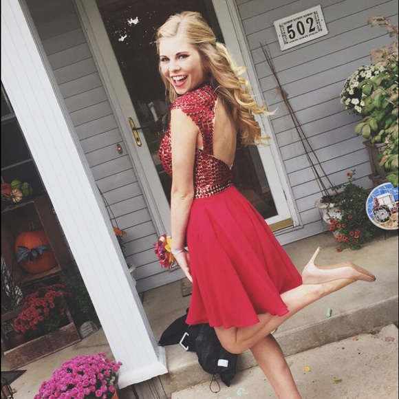 Profile Picture of Jillian Eilers (@jillianeilers) on Poshmark