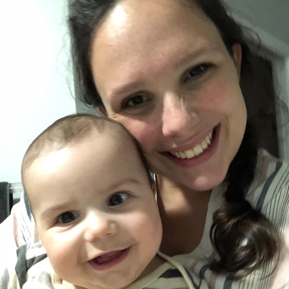 Profile Picture of Ruth Adams (@ruthie1820) on Poshmark