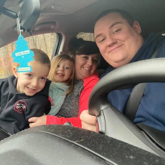 Profile Picture of Corrinne Erber (@corrinne_erber) on Poshmark