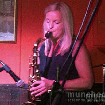 Profile Picture of Debbie Davey (@debbiemarydavey) on Twitter