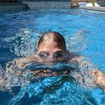 Profile Picture of Kelli Henderson (@kellihenderson) on Instagram