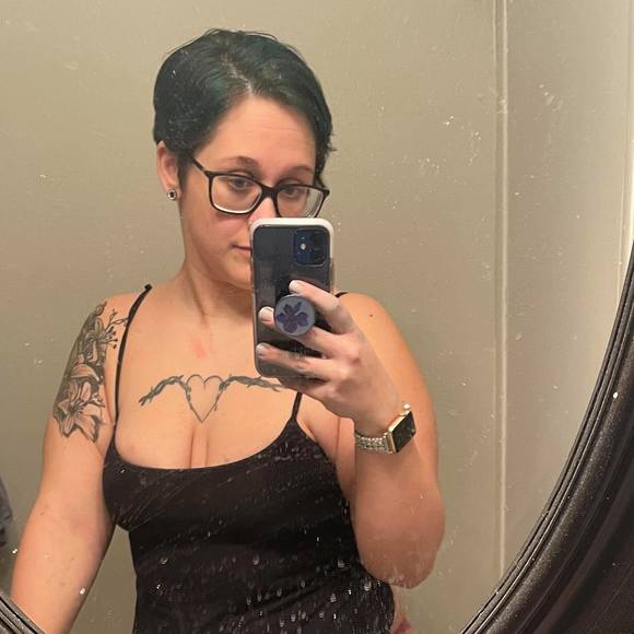 Profile Picture of Jessica Stone-mischler (@mischler3) on Poshmark