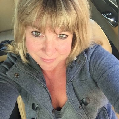 Profile Picture of Kelli McCabe (@KelliJenine) on Twitter
