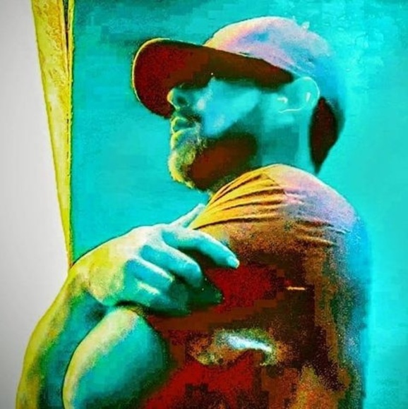 Profile Picture of Mike Diamond (@mikediamond164) on Poshmark