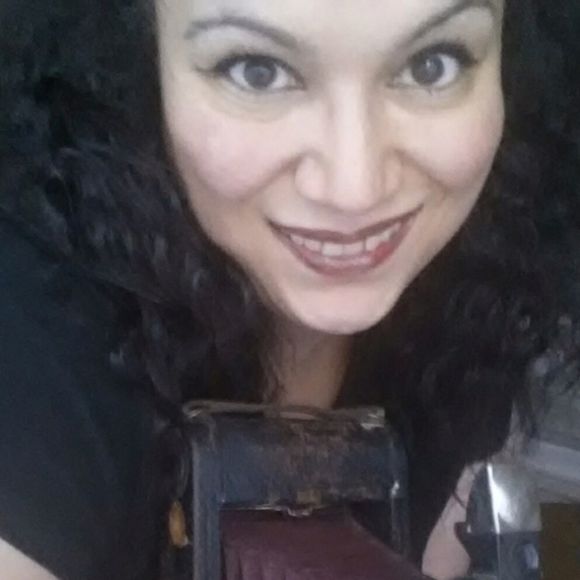 Profile Picture of Maya Lucas (@iluvya18) on Poshmark