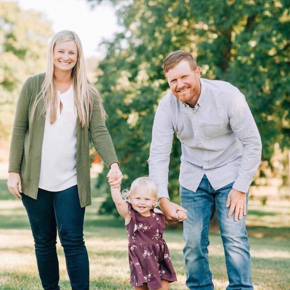 Profile Picture of Josh Guthridge (@joshguthridge) on Poshmark