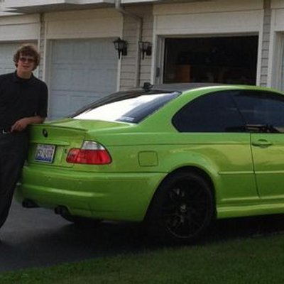 Profile Picture of Kyle Schlegel (@schlegelbagle) on Twitter