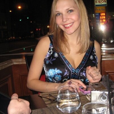 Profile Picture of Amanda Hards (@@amandaeharding) on Twitter