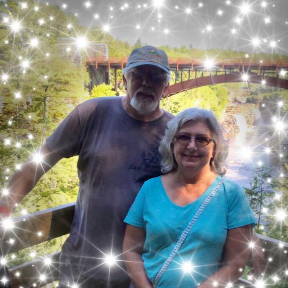 Profile Picture of Linda Frawley (@lindajf) on Poshmark