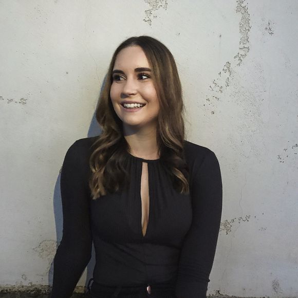 Profile Picture of Hannah Beley (@hannahbeley) on Poshmark