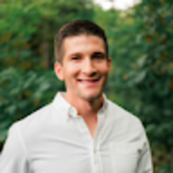 Profile Picture of Jason Hollingsworth (@jgholly) on Poshmark