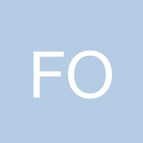 Profile Picture of Fidah O (@fodeh) on Poshmark