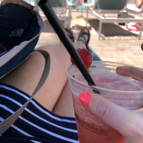 Lisa Mckeeman - Poshmark Profile Picture of Lisa Mckeeman (@dreamweaver921) on Poshmark