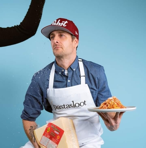 Profile Picture of Jesse Mackenzie (@lumpy_dude) on Poshmark