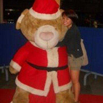 Profile Picture of Iris Solomon (@eye_wriss) on Twitter