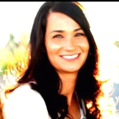 Profile Picture of Laura Ann Riggs (@laurariggs) on Twitter