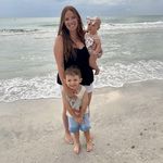 Profile Picture of Lindsey Floyd (@lindzfloyd) on Instagram