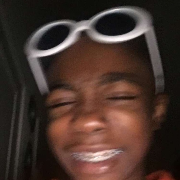 Profile Picture of Barry Johnson (@bapebarry000) on Poshmark