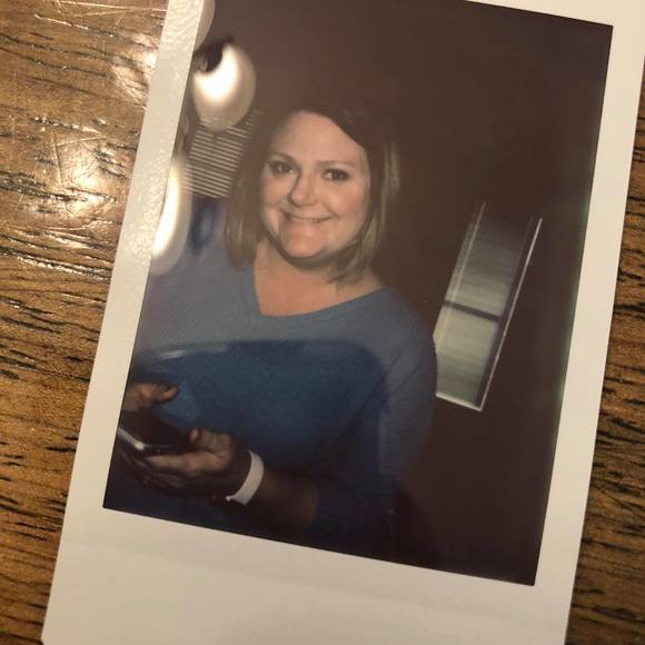 Profile Picture of Kim Perrin (@kimsperrin) on Poshmark