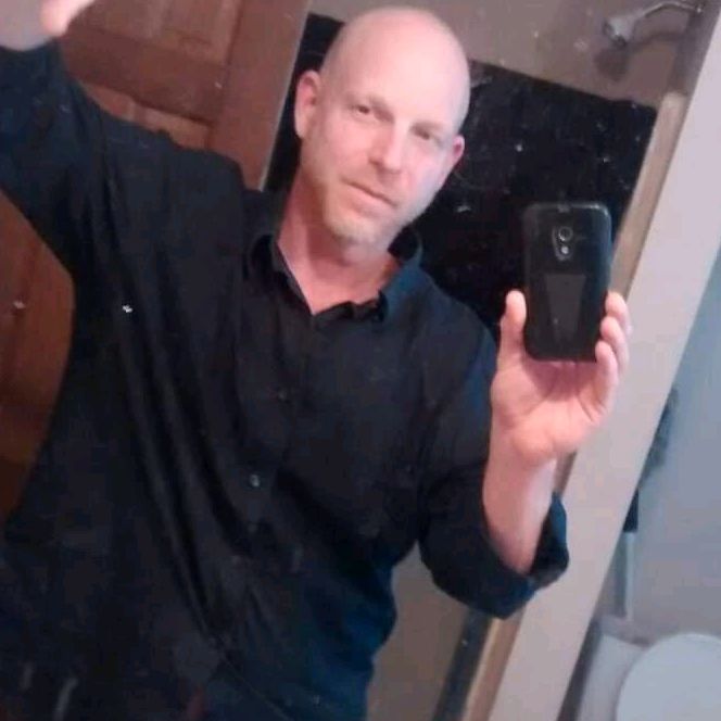 Profile Picture of Michael Ballenger (@michaelballenger05) on Tiktok