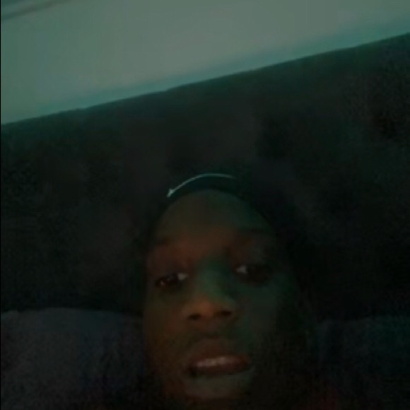 Profile Picture of Micheal S (@rawjitaa) on Poshmark