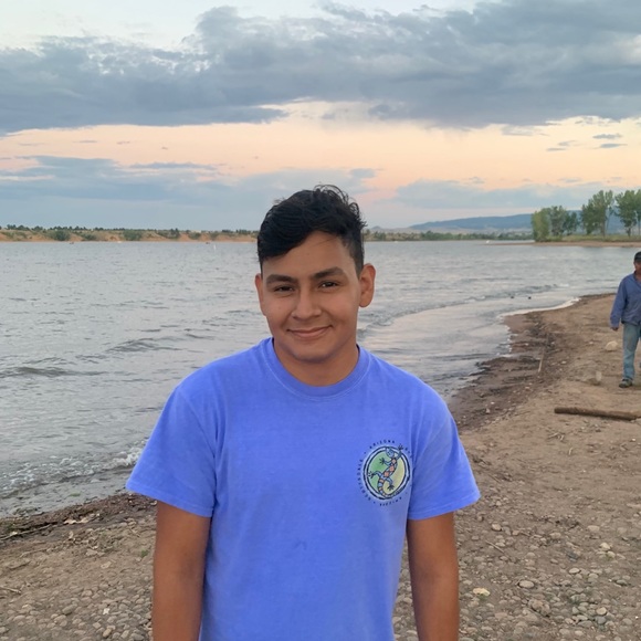 Profile Picture of Cristian Michaca (@cristianmichaca) on Poshmark