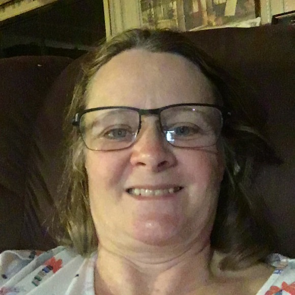 Profile Picture of Paula Wise (@pwise64) on Poshmark
