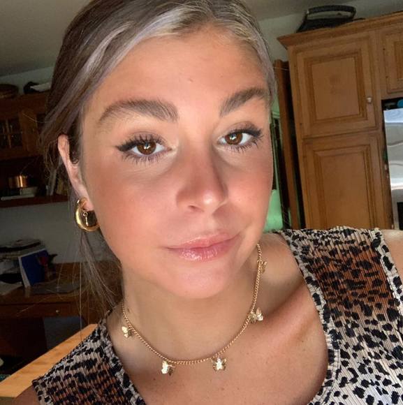 Profile Picture of Lilah Minetree (@lilahminetree) on Poshmark