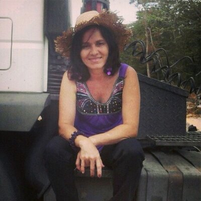 Profile Picture of Luz Arroyave (@angeralmy_3) on Twitter