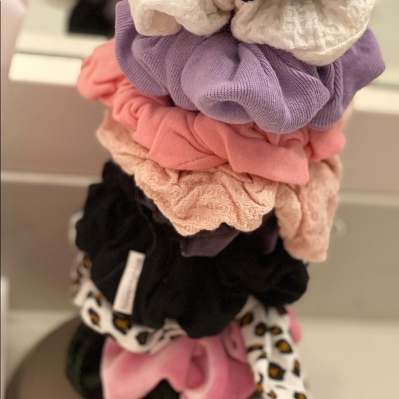 Profile Picture of Erica Abbott (@abbotterica88) on Poshmark