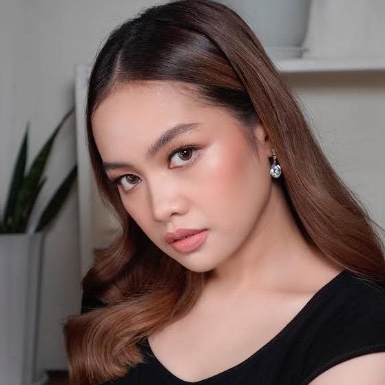 Profile Picture of   ?itemId=6968481905582918913... (@denise_barbacena) on Tiktok