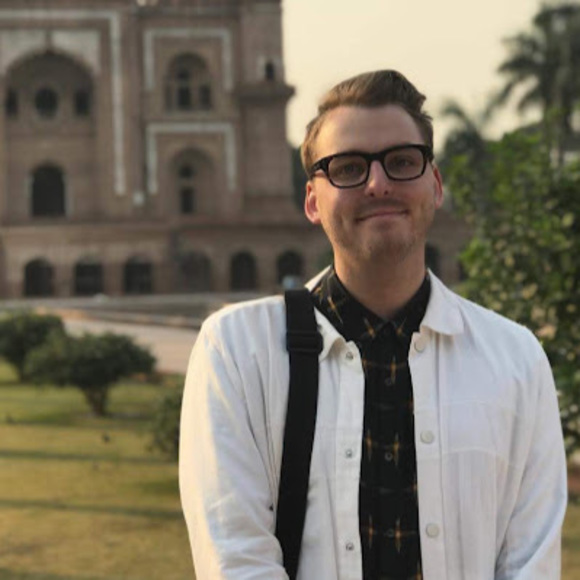 Profile Picture of Nicholas Renshaw (@nicholasrenshaw) on Poshmark