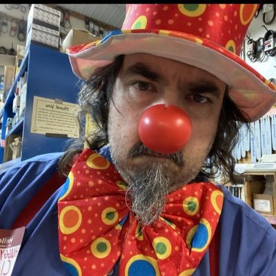 Profile Picture of James (@DrJamesDaddy) on Twitter