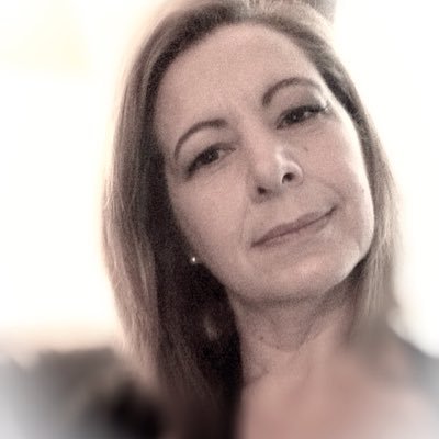 Profile Picture of Carole Goldman (@GoldmanCarole) on Twitter