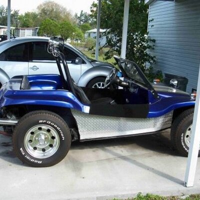 Profile Picture of Holly Larsen (@dunebuggygirl) on Twitter