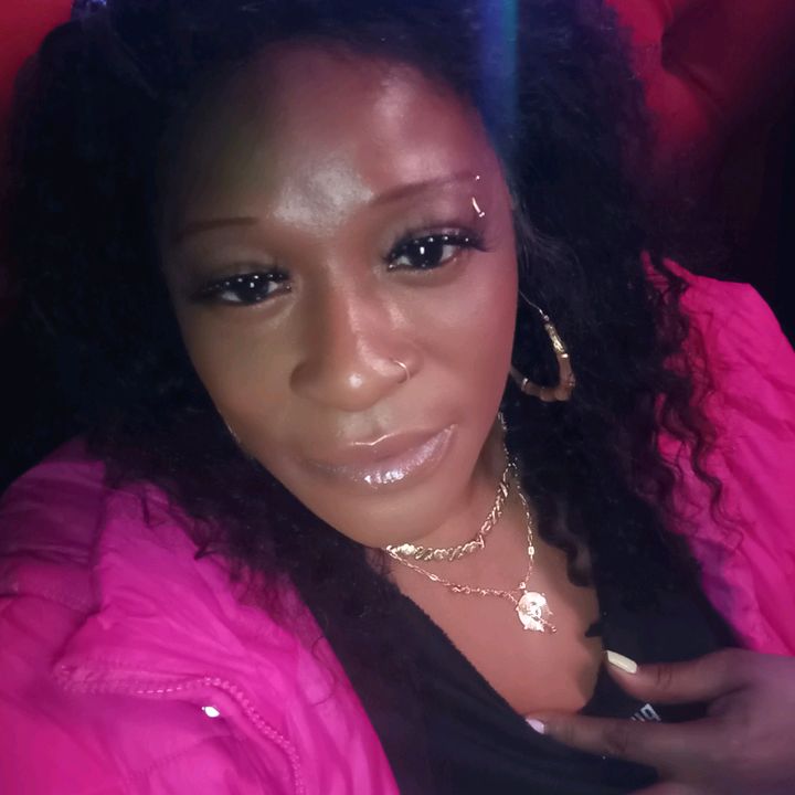 Profile Picture of cookie (@delorishardy0) on Tiktok