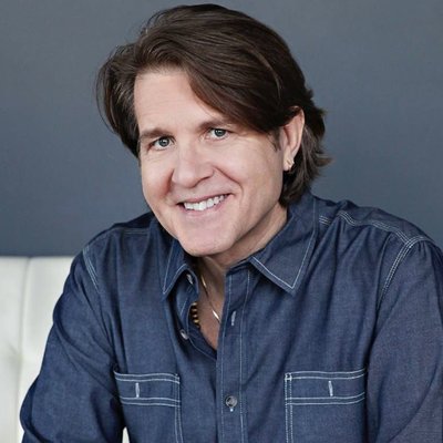 Profile Picture of Anthony J.W. Benson (@AnthonyJWBenson) on Twitter