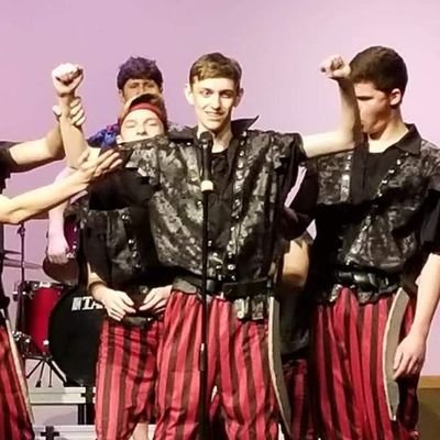 Profile Picture of Jakob Hammond (@obiwaanjakoby) on Twitter