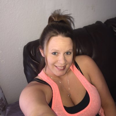 Profile Picture of Jaimee Piker (@jaimeelyn14) on Twitter