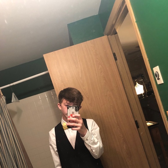 Profile Picture of Chase Sturdevant (@chasesturdevant) on Poshmark
