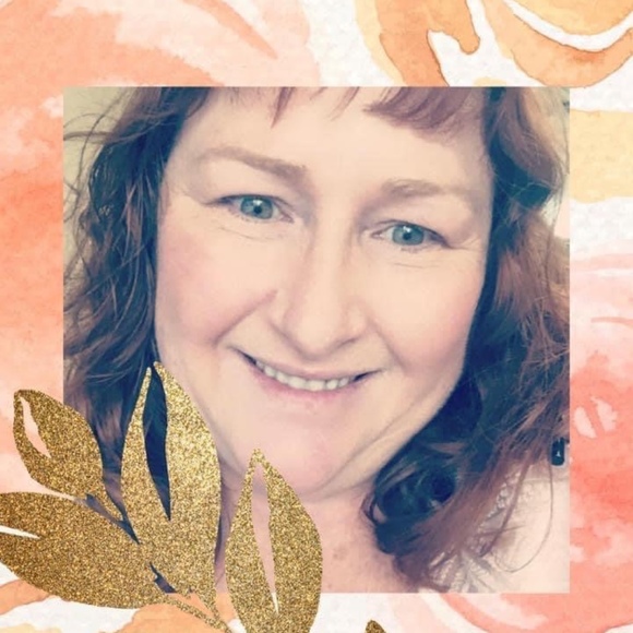 Profile Picture of Kim Michaud (@kimber5963) on Poshmark