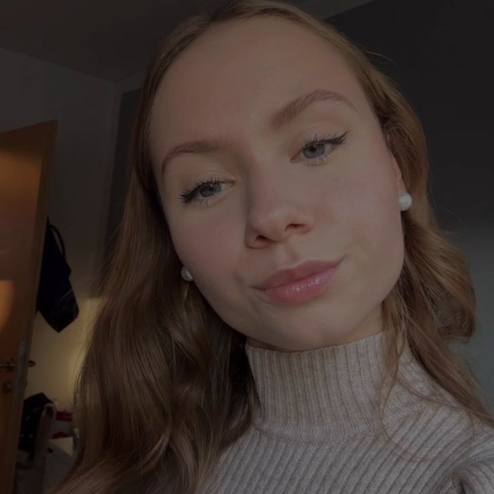 Profile Picture of Vanessa (@vanessasrge) on Tiktok