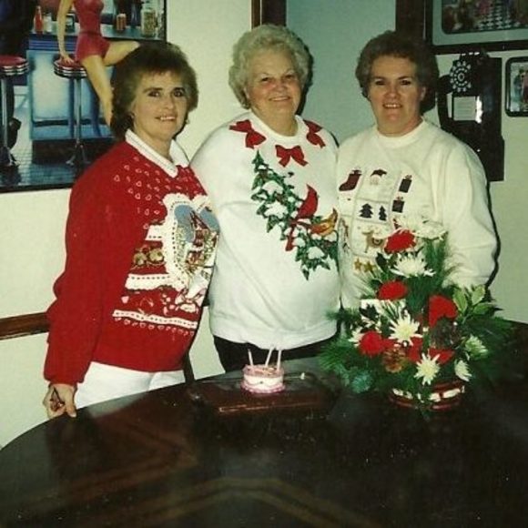 Profile Picture of Janette Faigle (@janetfaigle) on Poshmark