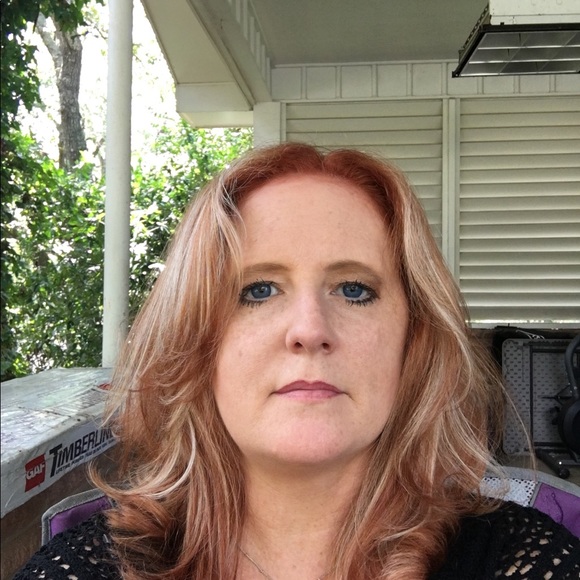 Profile Picture of Peggy Miears (@pmiears) on Poshmark