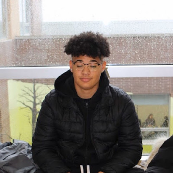 Profile Picture of Gabriel Downey (@gabrieljdowney) on Poshmark